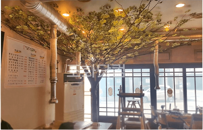 화성 벌집삼겹살 — 사철 푸른 초록 느티나무