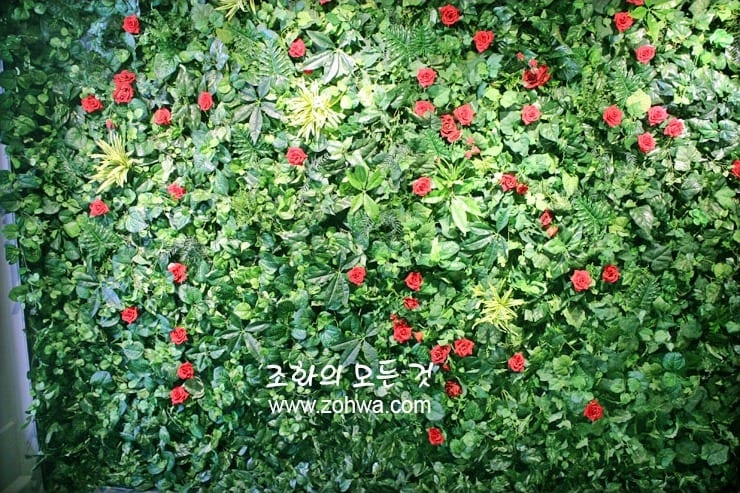 부산 플라잉볼 수제버거 — 잎과 장미 디테일