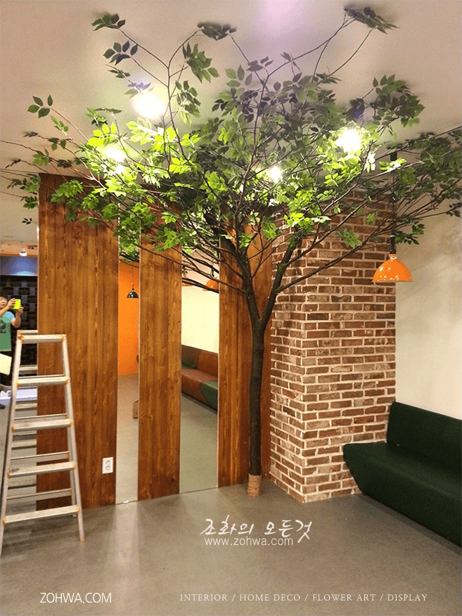 여의도 조PD 키친 — 벽돌과 나무의 자연 다이닝