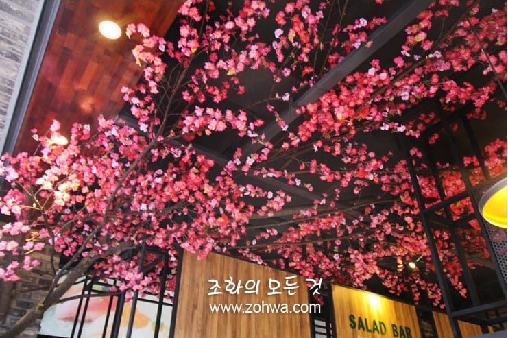 당진 스시라인 초밥뷔페 — 붉은 홍매화